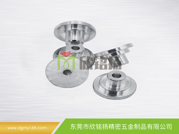 鋁(lv)套(tao) 風(fēng)(feng)輪(lun)鋁(lv)接頭 鋁件(jian)