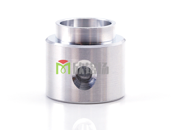 慣流風(fēng)機(jī)(ji)葉(ye)輪(lun)軸(zhou)套(tao)