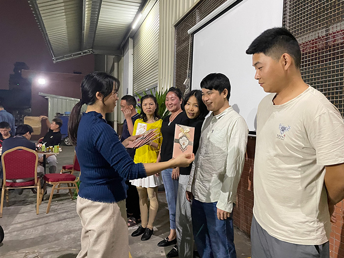 員(yuan)工(gong)生日會(huì)